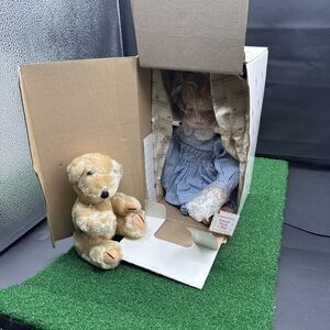 VTG Ashton Drake Galleries Hannah Needs A Hug Porcelain Doll w/ Bear Box